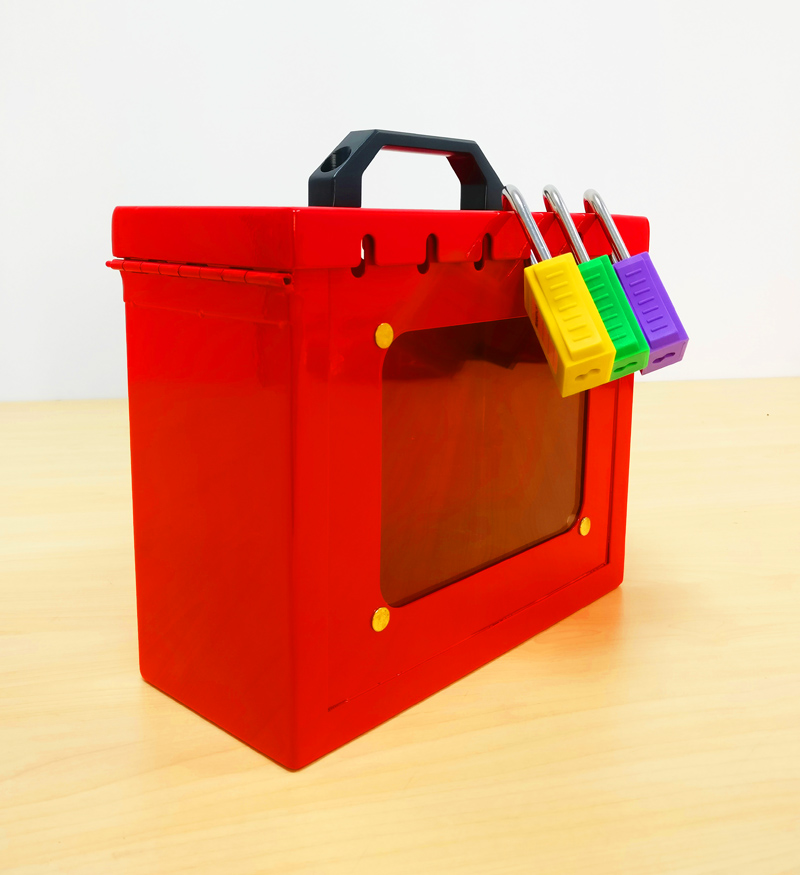 EP-B14 Smoothy group lockout box with clear visible window