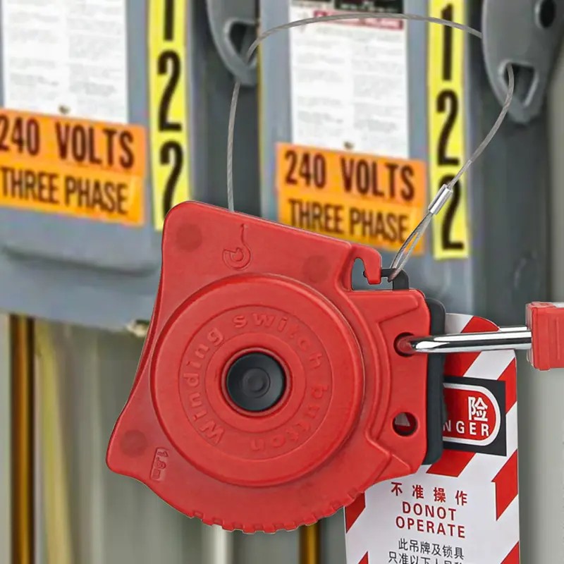 EP-L41 Retractable cable lockout device for irregular equipment